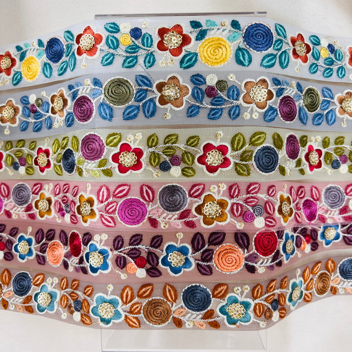 【50cm単位】 刺繡リボン 細幅 くすみカラーに夢中 乙女心をくすぐる キャンディフラワー チュール 幅約3cm 2212310012
