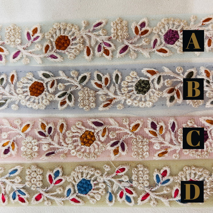 【50cm単位】 刺繍リボン 絵本 の中から やってきた ドロップ のような ポップ で 可愛い 花柄 インド刺繡リボン チュール 幅約2.7cm 230404017