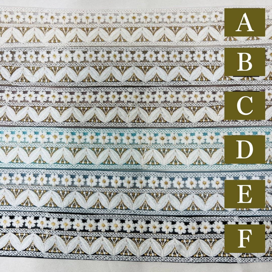 【50cm単位】 刺繡リボン 大人気デザイン 白色に恋する花柄刺繍リボン チュール 幅約5.5cm 230404019