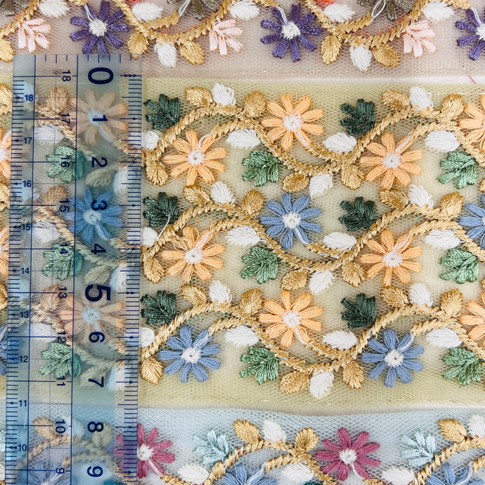 【50cm単位】 刺繍リボン ノンスパンコール 大人気!太幅!ニュアンスカラー 小花柄の絨毯のよう チュール 幅約7.5cm 23040626001