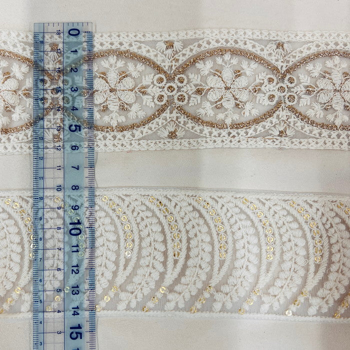 【50cm単位】 刺繍リボン ホワイトの世界 幻想的なデザイン 植物の楽園 チュール 幅約6.2cm~約6.4cm 23040626006