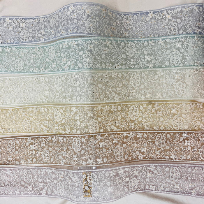 【50cm単位】 刺繍リボン 太幅 繊細なデザイン 爽やかな風に身を任せて 白い花柄① チュール 幅約9cm 23040626027