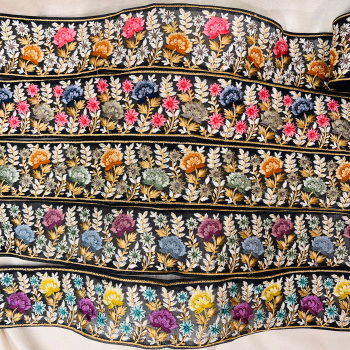 【50cm単位】 刺繍リボン ノンスパンコール 真夜中の約束 咲き乱れる花たち2 チュール 幅約7.3cm 23040626029