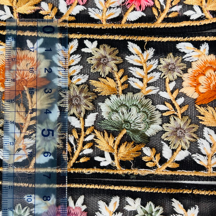 【50cm単位】 刺繍リボン ノンスパンコール 真夜中の約束 咲き乱れる花たち2 チュール 幅約7.3cm 23040626029