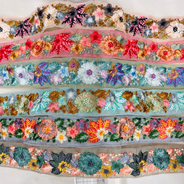 【50cm単位】 刺繍リボン ノンスパンコール ニュアンスカラーが今どき リボンいっぱいの花柄 チュール 幅約4.4cm 230508010