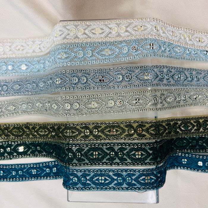【50cm単位】 刺繍リボン キラキラが止まらない 宝石のような輝き ゴージャス インド刺繡リボン チュール 幅約2.6cm 230529003