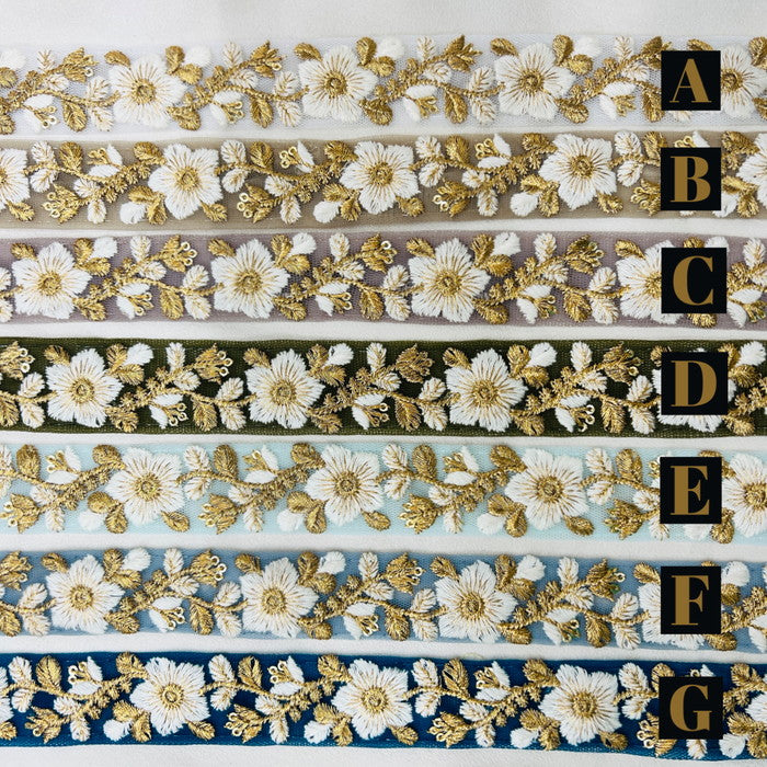 【50cm単位】 刺繍リボン 細幅 ゴールドが煌めく 天の川に浮かぶ お星様の花のように チュール 幅約2.7cm 230610002