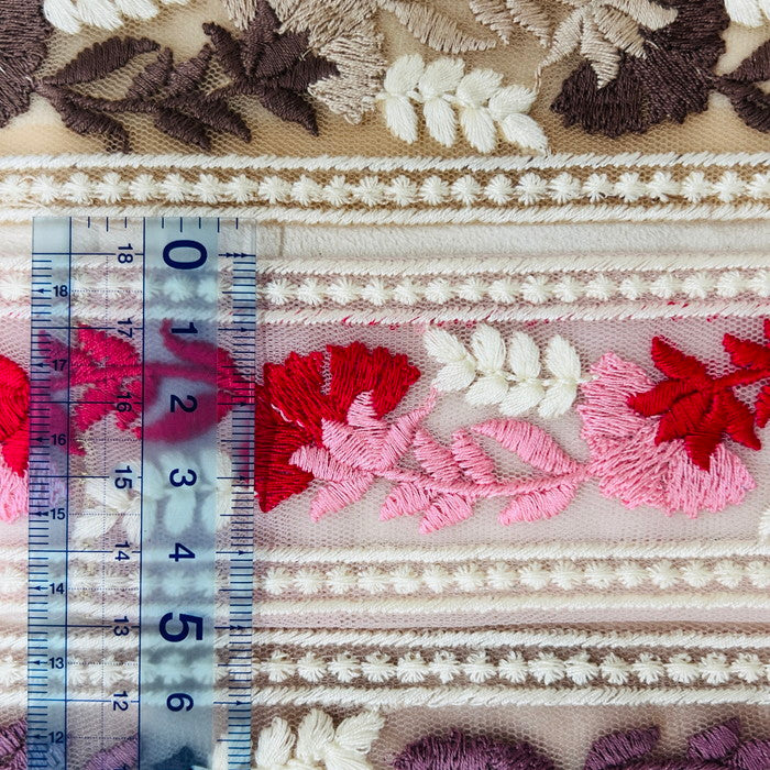 【50cm単位】 刺繍リボン チュールで涼しげ 野山に凛と咲く 花のように チュール ノンスパンコール 幅約5cm 230610005