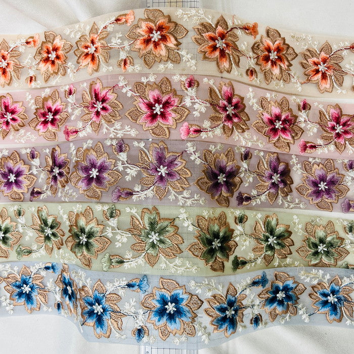 【50cm単位】 刺繍リボン 華やかなデザイン 遅咲きの桜が リボンの中で満開に チュール 幅約5.6cm 230610008