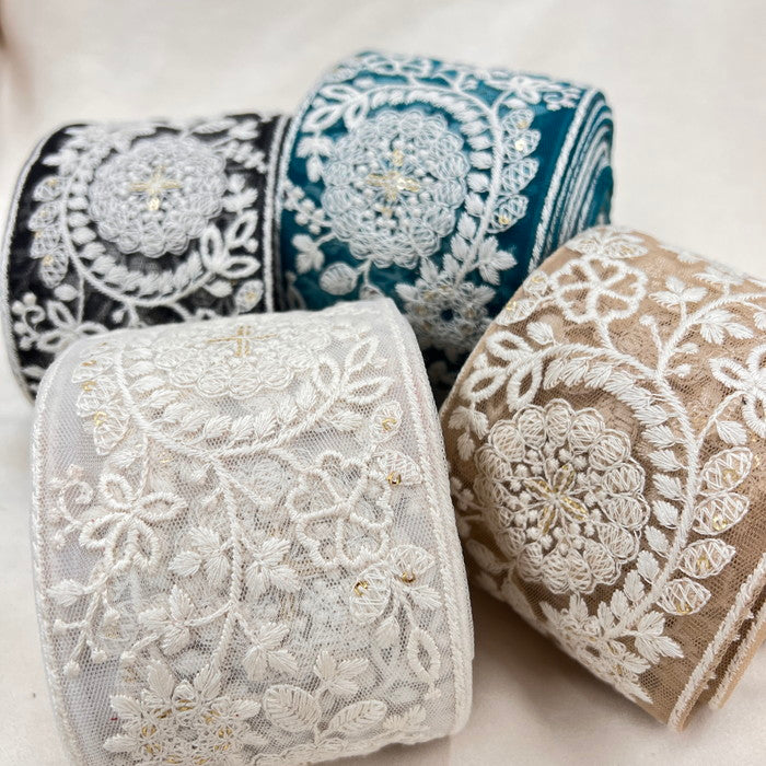 【50cm単位】 刺繍リボン 太幅 スパンコール 弾けながら広がる お花の流れ星 チュール 幅約8.2cm 230722003