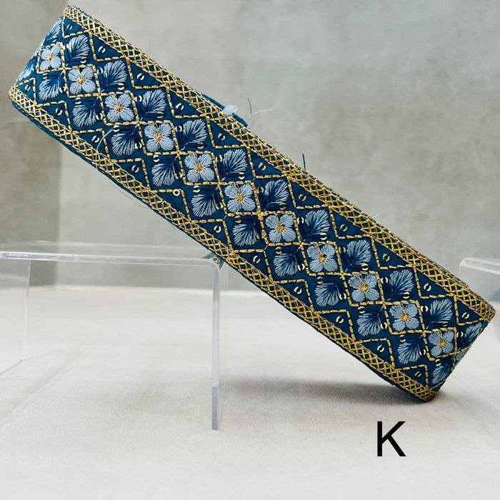 刺繍リボン-【50cm単位】 刺繍リボン 再再再入荷!! キラキラ金糸 大人気格子花柄 布地 幅約4.6cm 230722007-心が躍る刺繍リボン屋 by船場マップ