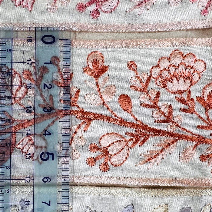 【50cm単位】 刺繍リボン ノンスパンコール 天まで届け 空に向かって咲く花② 布地 幅約6.2cm 230727001