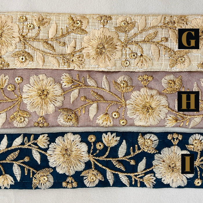 【50cm単位】 刺繍リボン 大人気で再入荷 ゴールド糸で紡ぐ 華やかな花の奏で 刺繍リボン 布地 幅約3.3cm 2308010001