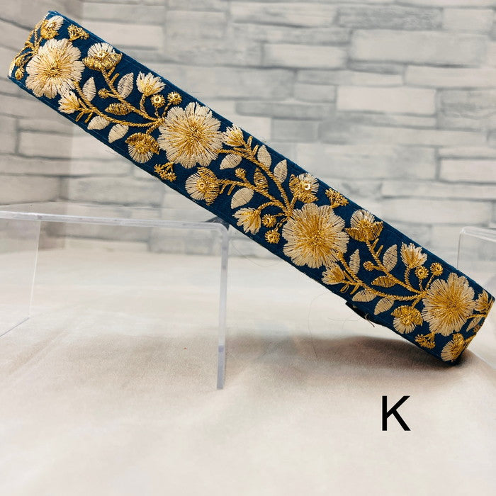 【50cm単位】 刺繍リボン 大人気で再入荷 ゴールド糸で紡ぐ 華やかな花の奏で 刺繍リボン 布地 幅約3.3cm 2308010001