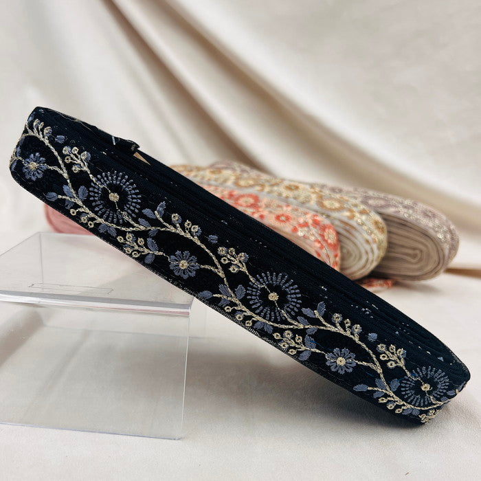 【50cm単位】 刺繍リボン 細幅 輝く星と共に 夜空に咲く 花火の様な花 チュール 幅約3cm 230929005