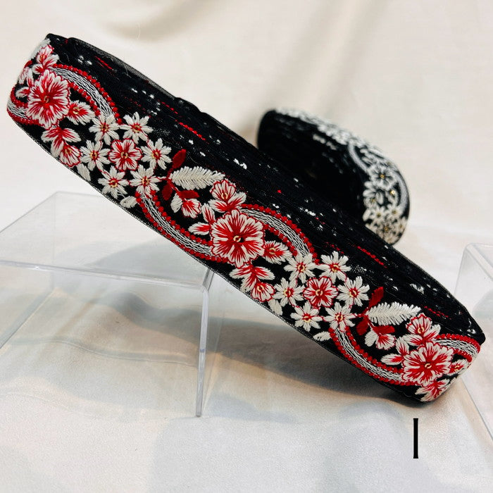 【50cm単位】 刺繍リボン チュール素材 花を背負いたい 手鞠のような花 チュール 幅3.74cm 231204004