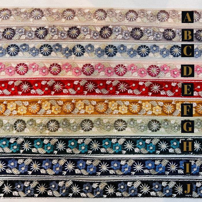 【50cm単位】 刺繍リボン 細幅 雪の結晶と 季節外れの 朝顔 チュール 幅2.5cm 231204010