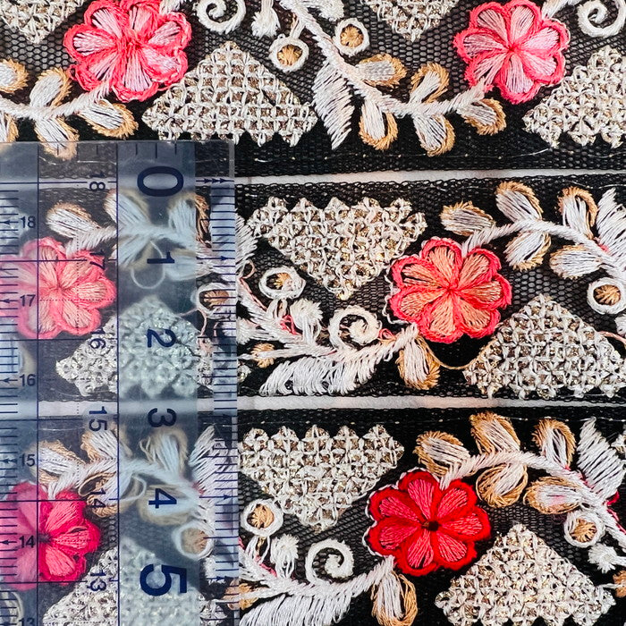 【50cm単位】 刺繍リボン 細幅 繊細な輝き 夜の 水面に 浮かぶ お花の 首飾り チュール 幅約2.8cm 240116005