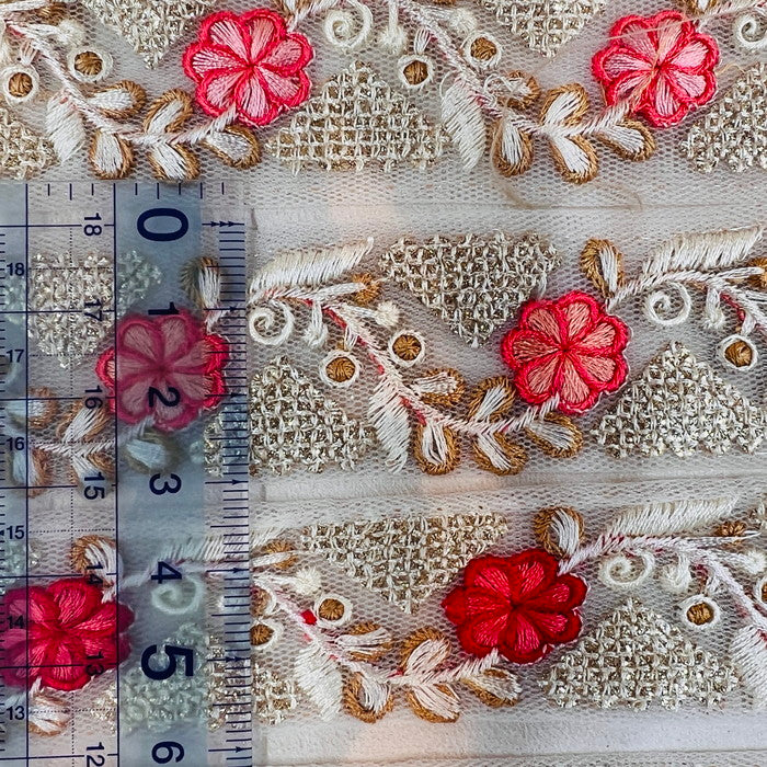 【50cm単位】 刺繍リボン 細幅 繊細な輝き 朝の 水面に 浮かぶ お花の 首飾り チュール 幅約3cm 240116006