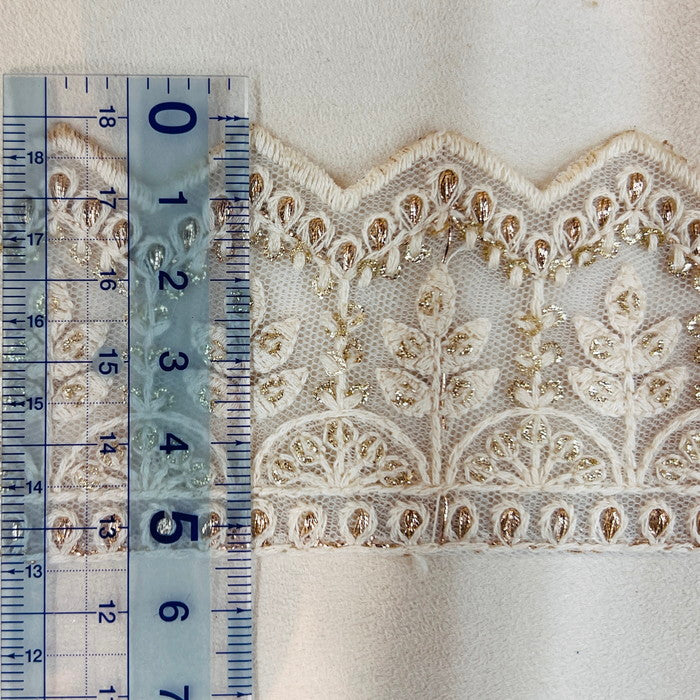 【50cm単位】 刺繍リボン ホワイトリボン 雪の国の 氷の結晶の 王冠 チュール 幅約5.4cm 240116013