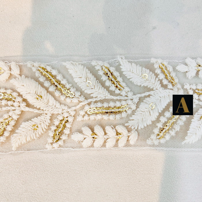 【50cm単位】 刺繍リボン ホワイトリボン 春の訪れを待つ ホワイトリーフ チュール 幅約5.1cm 240116016