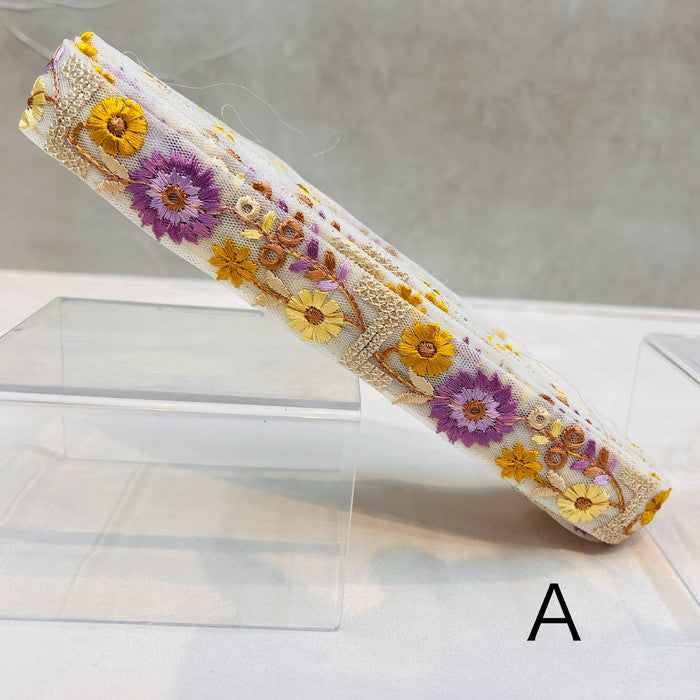 【50cm単位】 刺繍リボン 大空に 憧れて 太陽のように キラキラ輝く花々 チュール 幅約2.6cm 240201002