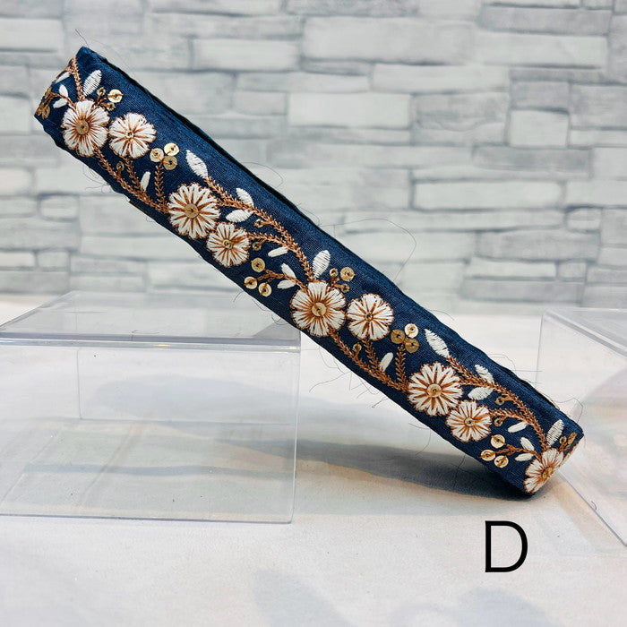 【50cm単位】 刺繍リボン 細幅 満開の 白い花 春の野に 咲く 美しい花々布地 幅約2.9cm 240201003