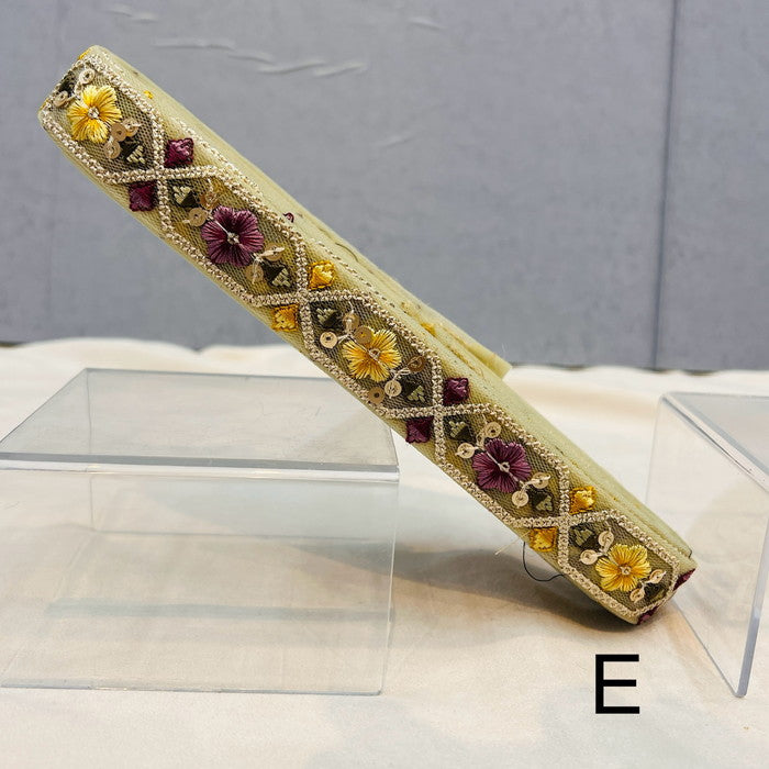 【50cm単位】 刺繍リボン 細幅 キラキラ可愛い カラフル お花の ドロップス チュール 布地 幅約2.5cm 240308001