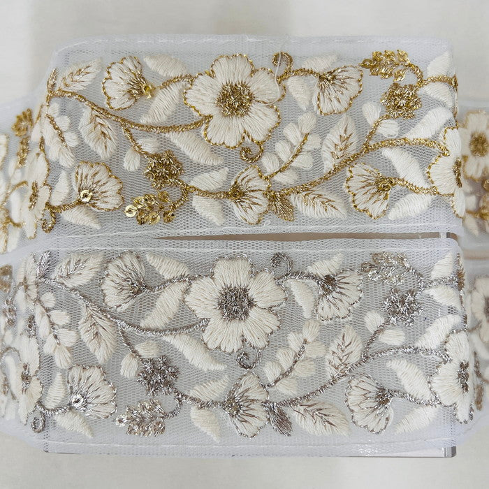 【50cm単位】 刺繍リボン ホワイトの世界 光の中で 輝く 淡く白い 桜 チュール 幅約5.1cm 240408008