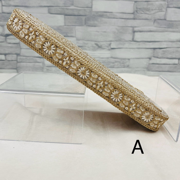 【50cm単位】 刺繍リボン 細幅 金の糸で 華やぐ マーガレットの ラビリンス チュール 幅約2.5cm 240408012
