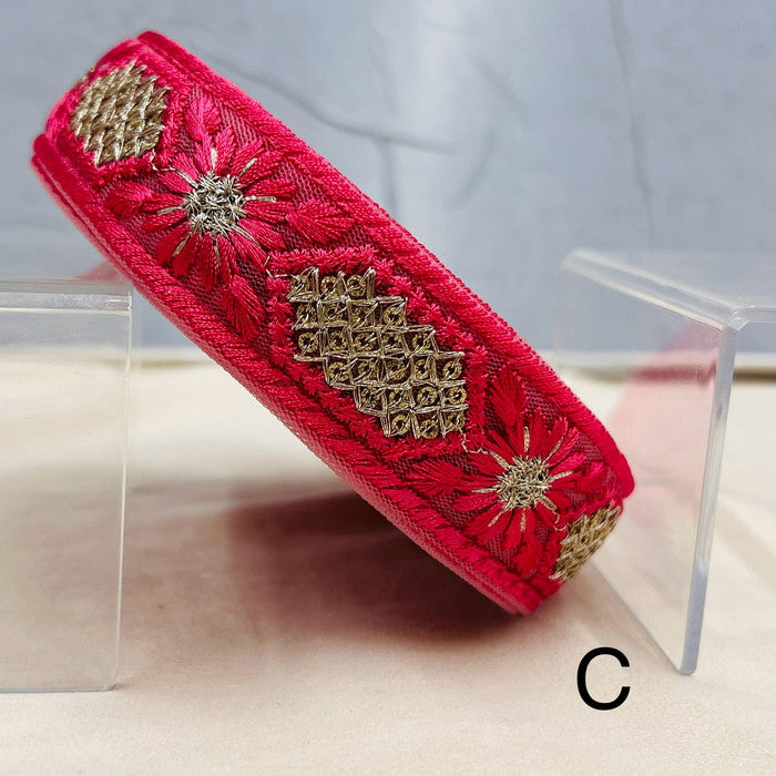 【50cm単位】 刺繍リボン 細幅 美しい 同系色 デイジーと 宝石の フラワーボックス チュール 幅約2.8cm 240430003