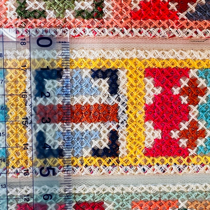 【50cm単位】 刺繍リボン 何が隠れている? 飛び出した ゲームキャラクター チュール 幅約5.4cm 240511002