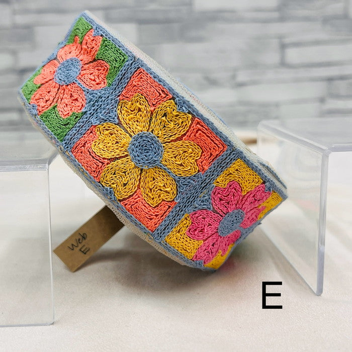 刺繍リボン-【50cm単位】 刺繍リボン 昭和レトロ どこか 懐かしい ほんわか花柄 チュール 幅約4.9cm 240527002-心が躍る刺繍リボン屋 by船場マップ