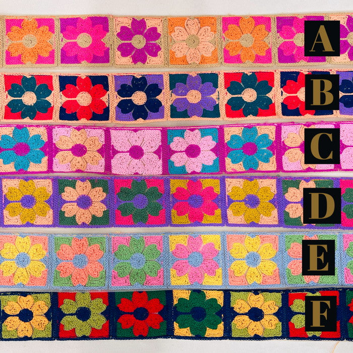 刺繍リボン-【50cm単位】 刺繍リボン 昭和レトロ どこか 懐かしい ほんわか花柄 チュール 幅約4.9cm 240527002-心が躍る刺繍リボン屋 by船場マップ