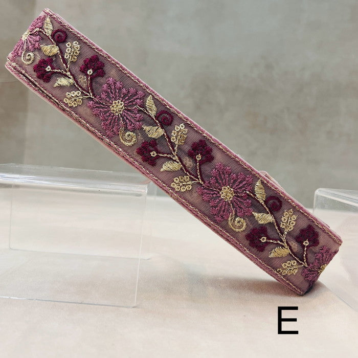 【50cm単位】 刺繍リボン 同系色で 美しい 季節外れに咲く 雪の結晶の様な花 チュール 幅約3.9cm 240528001
