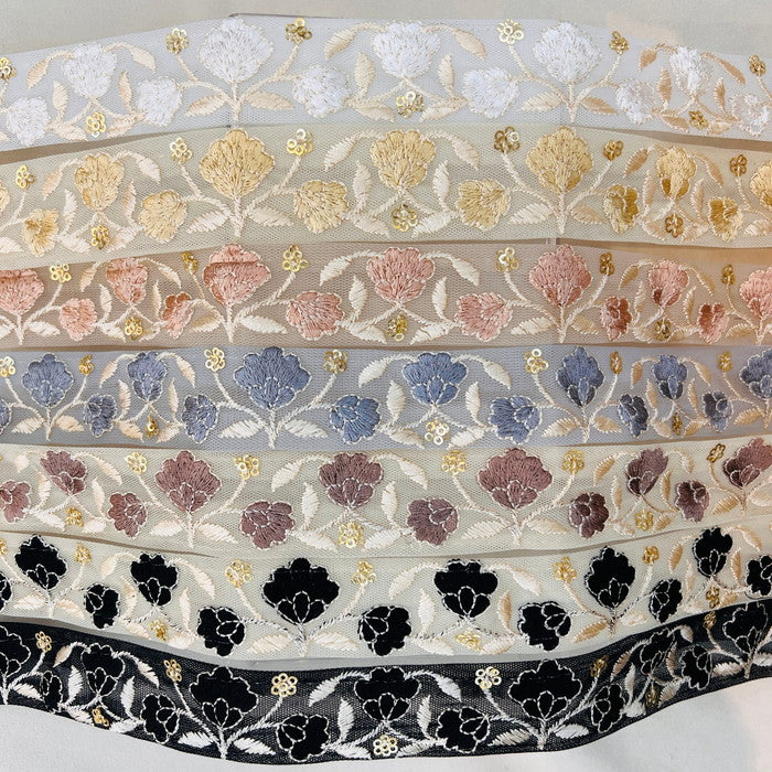 【50cm単位】 刺繍リボン 細幅 柔らかデザイン 優しく揺れる 清楚な花 チュール 幅約3cm 240808002