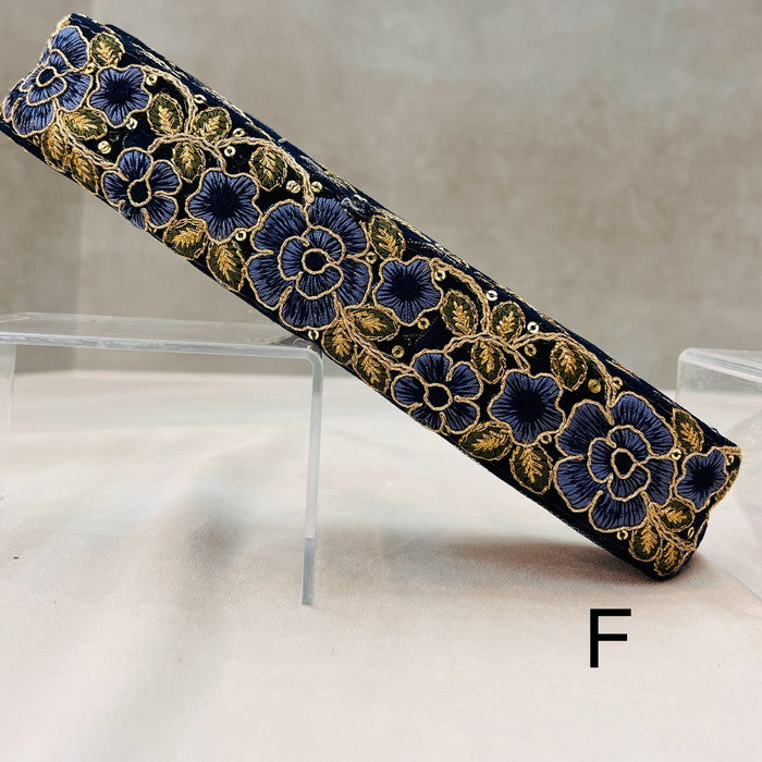【50cm単位】 刺繍リボン 金の糸がキラリ ビビットなカラーに ドキッ 華麗なる薔薇 チュール 幅約4.2cm 240808003