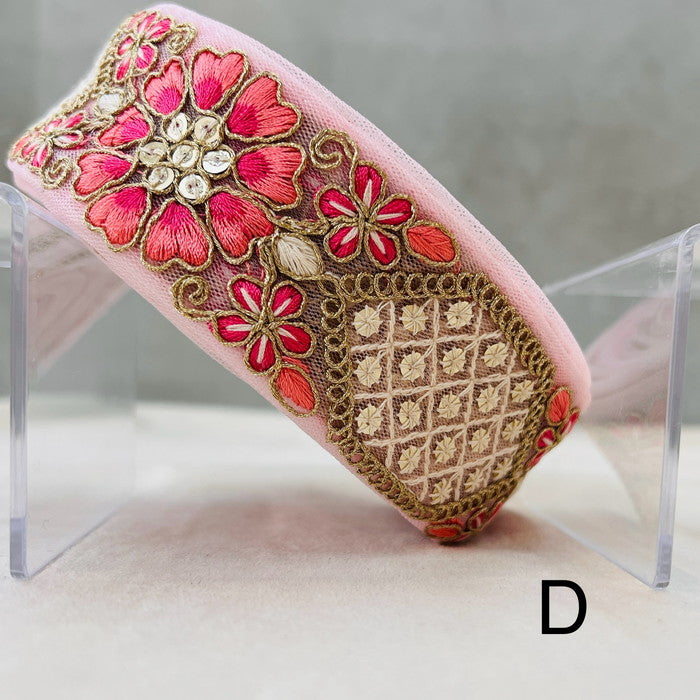 【50cm単位】 刺繍リボン 華やぐデザイン 心奪われる 石楠花 小花のダンス チュール 幅約4.5cm 240912003