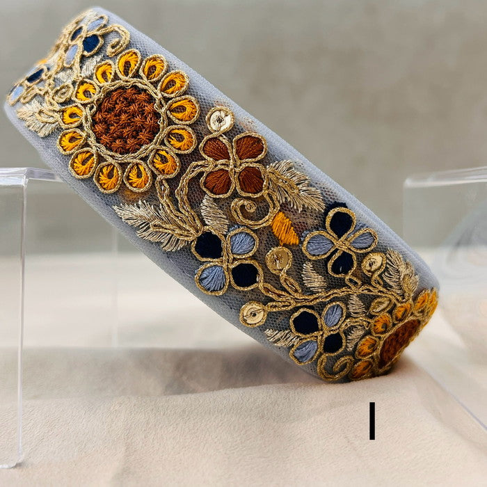 【50cm単位】 刺繍リボン 細幅 魅惑のデザイン 異国に咲く エキゾティック 向日葵 チュール 幅約3.5cm 240912004
