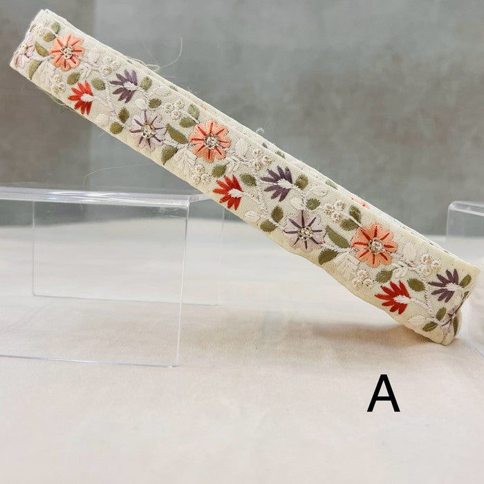 【50cm単位】 刺繍リボン 細幅 パステルカラー 寒い季節に 心躍る ふんわり キュートな 花 布地 幅約3.1cm 241029001