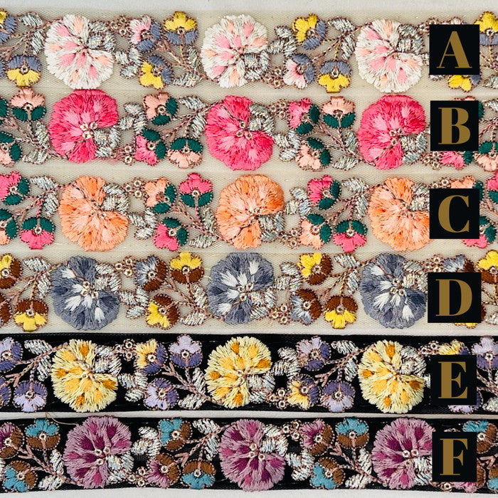 【50cm単位】 刺繍リボン 細幅 パステル配色 可憐に揺れる スイートピーの様 刺繍リボン チュール 幅約3.1cm 241205003