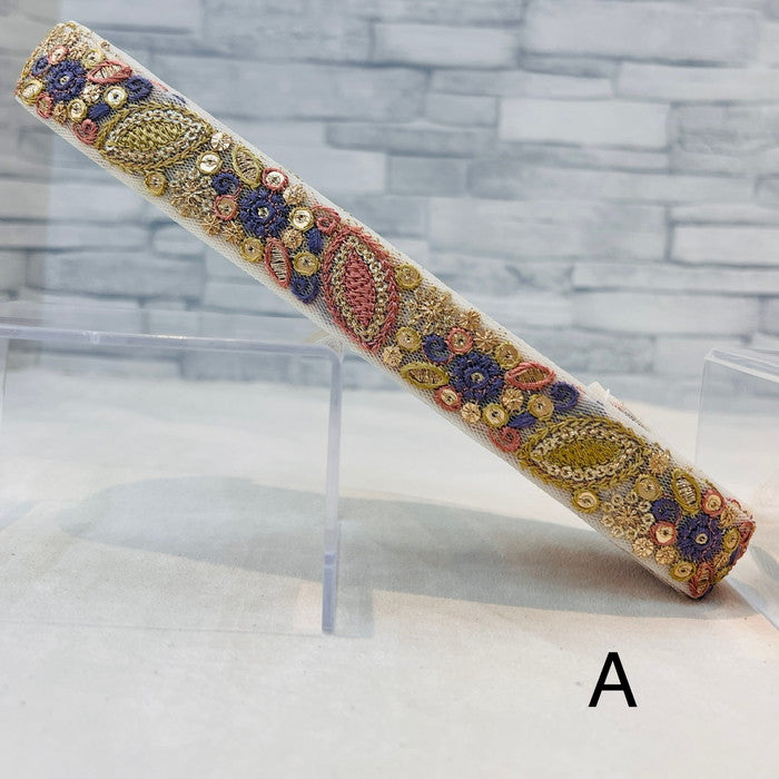 刺繍リボン-【50cm単位】 刺繍リボン 細幅 キラキラ美しい 宝石箱の中の 輝く色石達 刺繍リボン チュール 幅約2.6cm 241219001-心が躍る刺繍リボン屋 by船場マップ