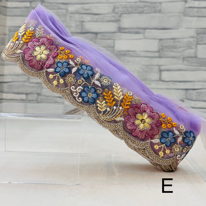 【50cm単位】 刺繍リボン スパンコール輝く ガーランド型が 華やか 花のチョーカー チュール 幅約4.7cm 241209002