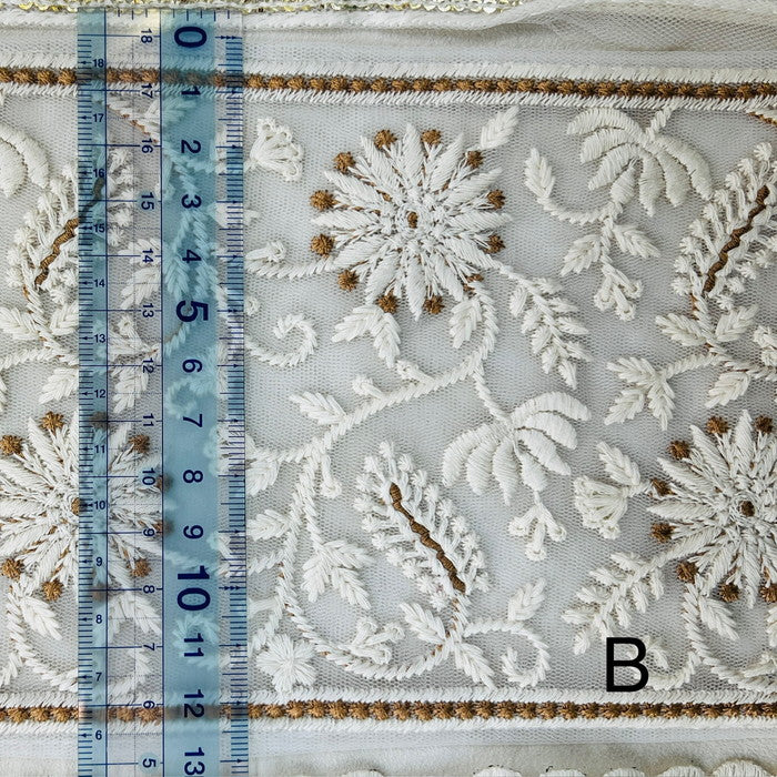 【50cm単位】 刺繍リボン 太幅 圧倒的存在感の白 チュール 幅約12.8cm~約17cm 250415002