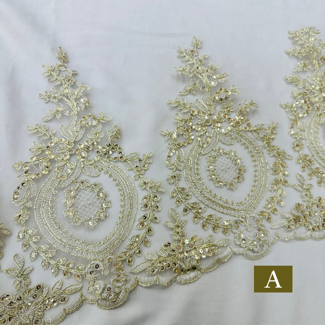 【50cm単位】 刺繍レース 白い刺繍にゴールドの縁取り 舞台に魅せられて サイズ約28.5cm SLT2508001