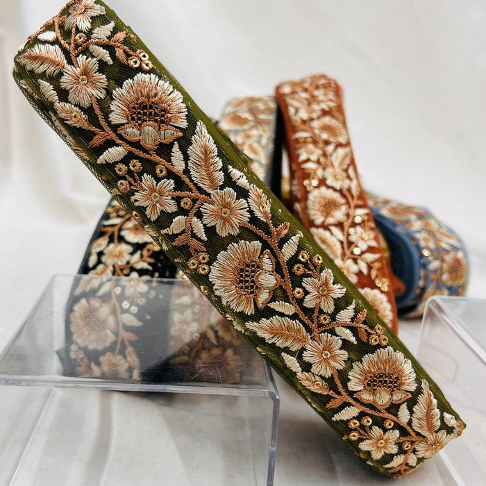 【50cm単位】 刺繍リボン クラシカルに挑戦 茶系で織りなす 品のある花柄 インド刺繡リボン チュール 幅約3.7cm 230404007