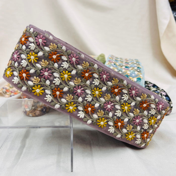 【50cm単位】 刺繍リボン ノンスパンコール 大人気!太幅!ニュアンスカラー 小花柄の絨毯のよう チュール 幅約7.5cm 23040626001