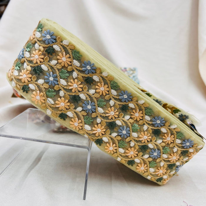 【50cm単位】 刺繍リボン ノンスパンコール 大人気!太幅!ニュアンスカラー 小花柄の絨毯のよう チュール 幅約7.5cm 23040626001