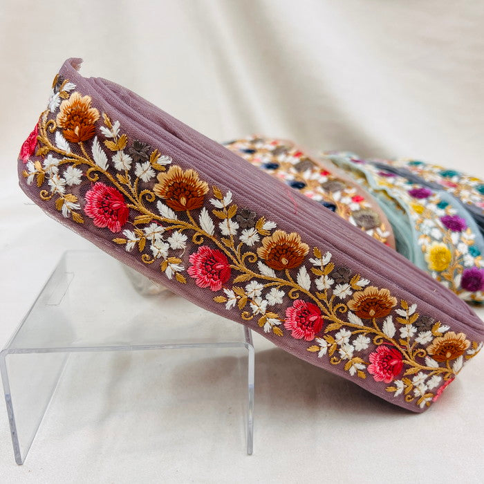 【50cm単位】 刺繍リボン ノンスパンコール 夜明けの約束 咲き乱れる花たち チュール 幅約5cm 23040626003