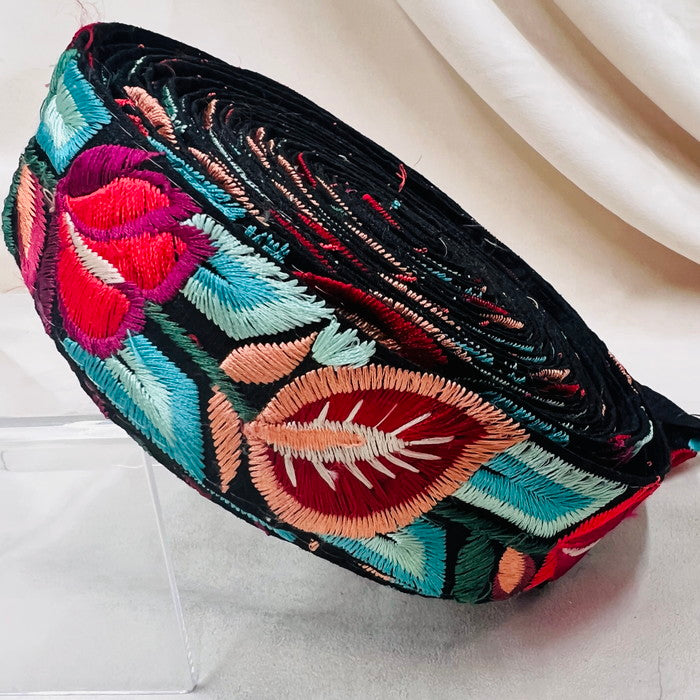 【50cm単位】 刺繍リボン 色鮮やか カラフル メルヘン花柄 インド刺繡リボン 布地 幅約3.9cm 230529001